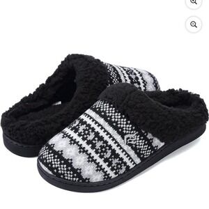 New Cuddle Duds Homgreen Women's Memory Foam House Slippers Sweater Knit Embroid